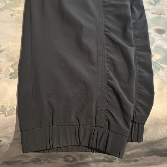 NWOT Athleta La Viva Capri Crop pant - Picture 10 of 10